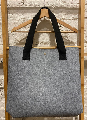 TNR Minimalist Large Tote